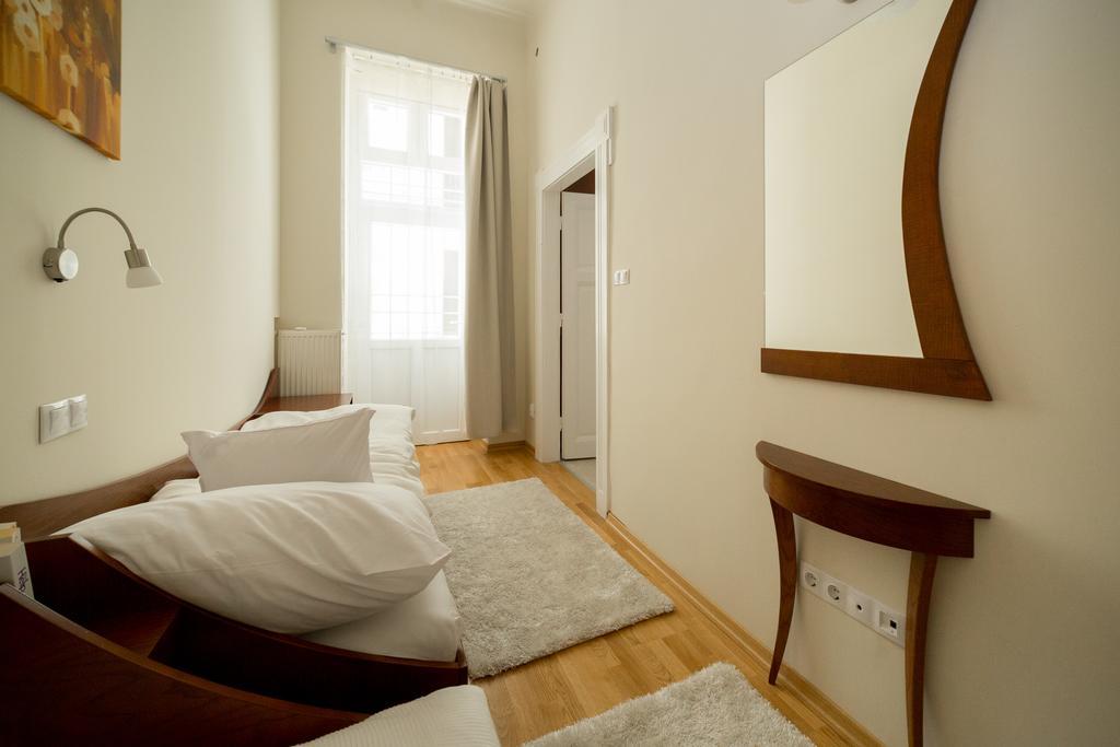 Family Buddha Apartment Βουδαπέστη Εξωτερικό φωτογραφία