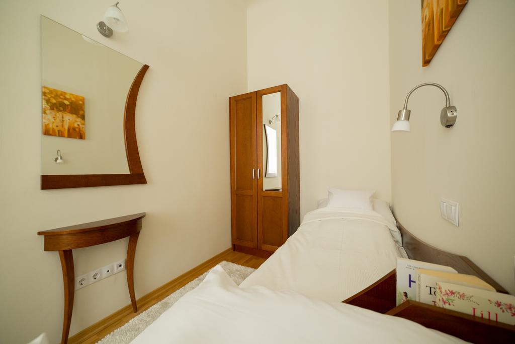 Family Buddha Apartment Βουδαπέστη Εξωτερικό φωτογραφία