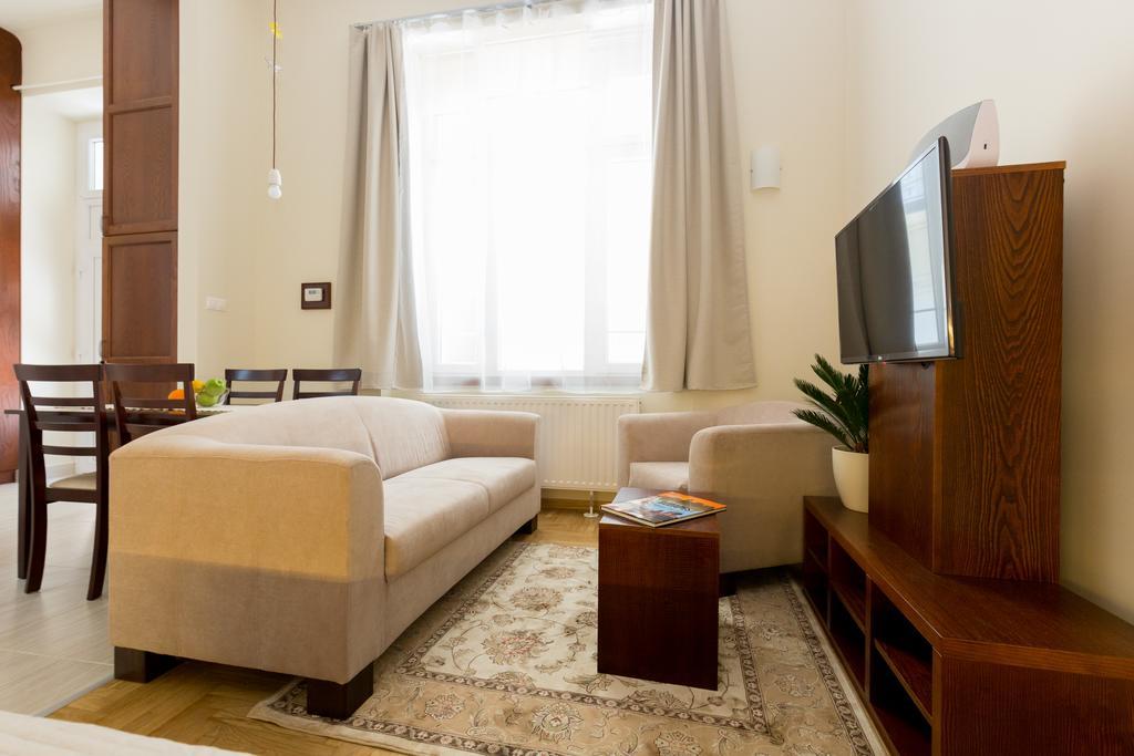 Family Buddha Apartment Βουδαπέστη Εξωτερικό φωτογραφία