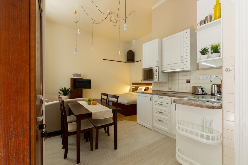 Family Buddha Apartment Βουδαπέστη Εξωτερικό φωτογραφία