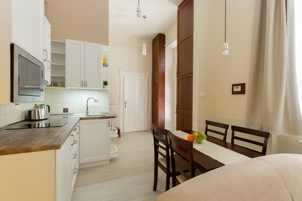 Family Buddha Apartment Βουδαπέστη Εξωτερικό φωτογραφία